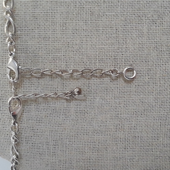 Premier Designs Necklace - Picture 3 of 3